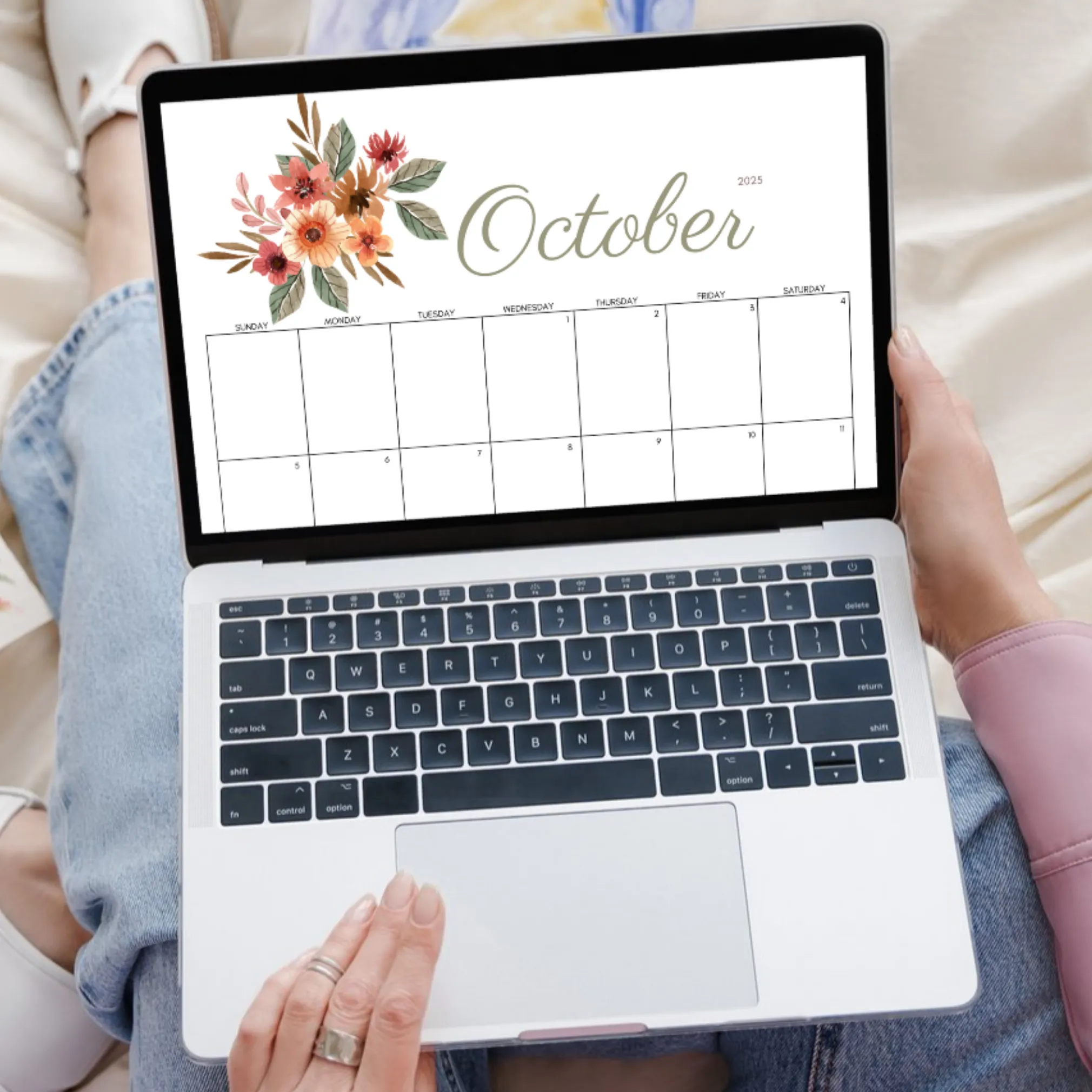 Editable October 2025 Floral Calendar